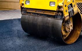 Best Asphalt Driveway Installation  in Crestview Hills, KY